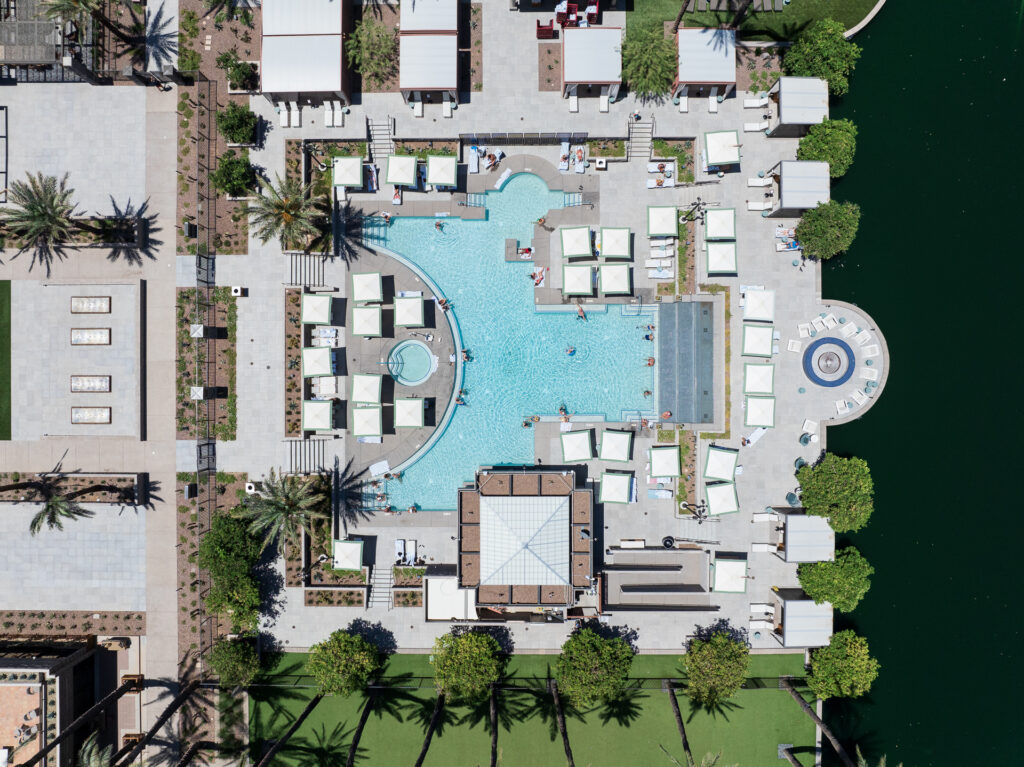 Scottsdale Wedding Venues: Grand Hyatt Pool Area
